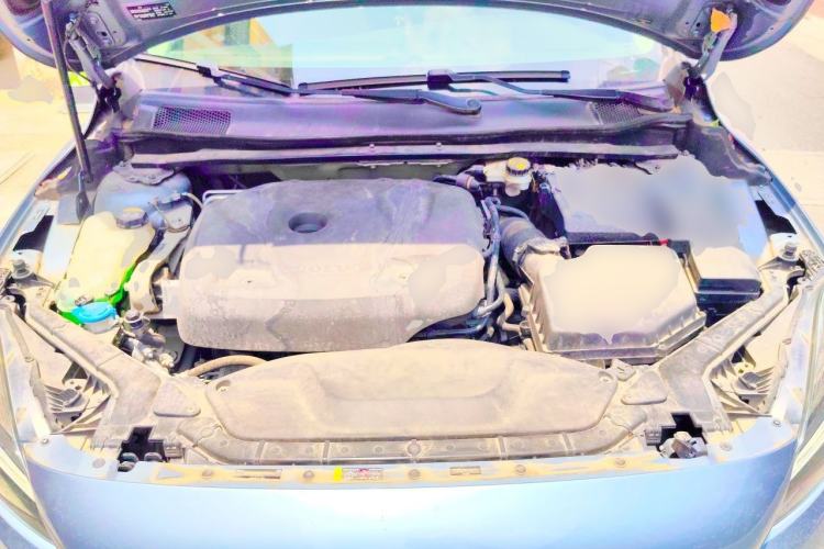 Used Volvo V40 2018 T3 Zhiyi Edition Engine Bay