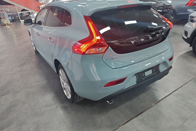 Used Volvo V40 2018 T3 Zhiya Edition Exterior 2
