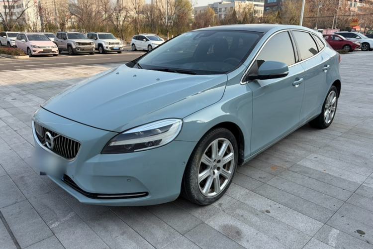 Used Volvo V40 2018 T3 Zhiya Edition Exterior 5