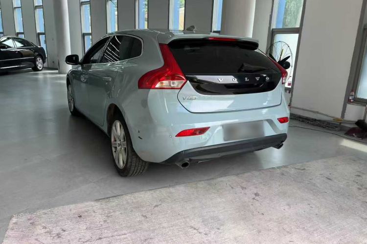 Used Volvo V40 2018 T3 Zhiya Edition Exterior 5