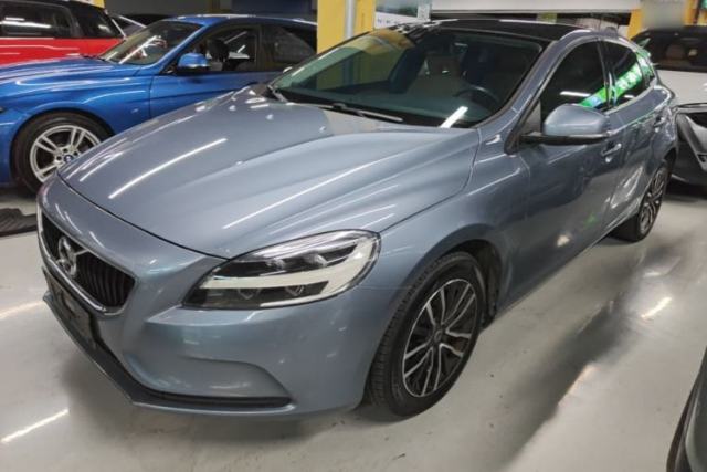 Used Volvo V40 2018 T3 Zhiyi Edition