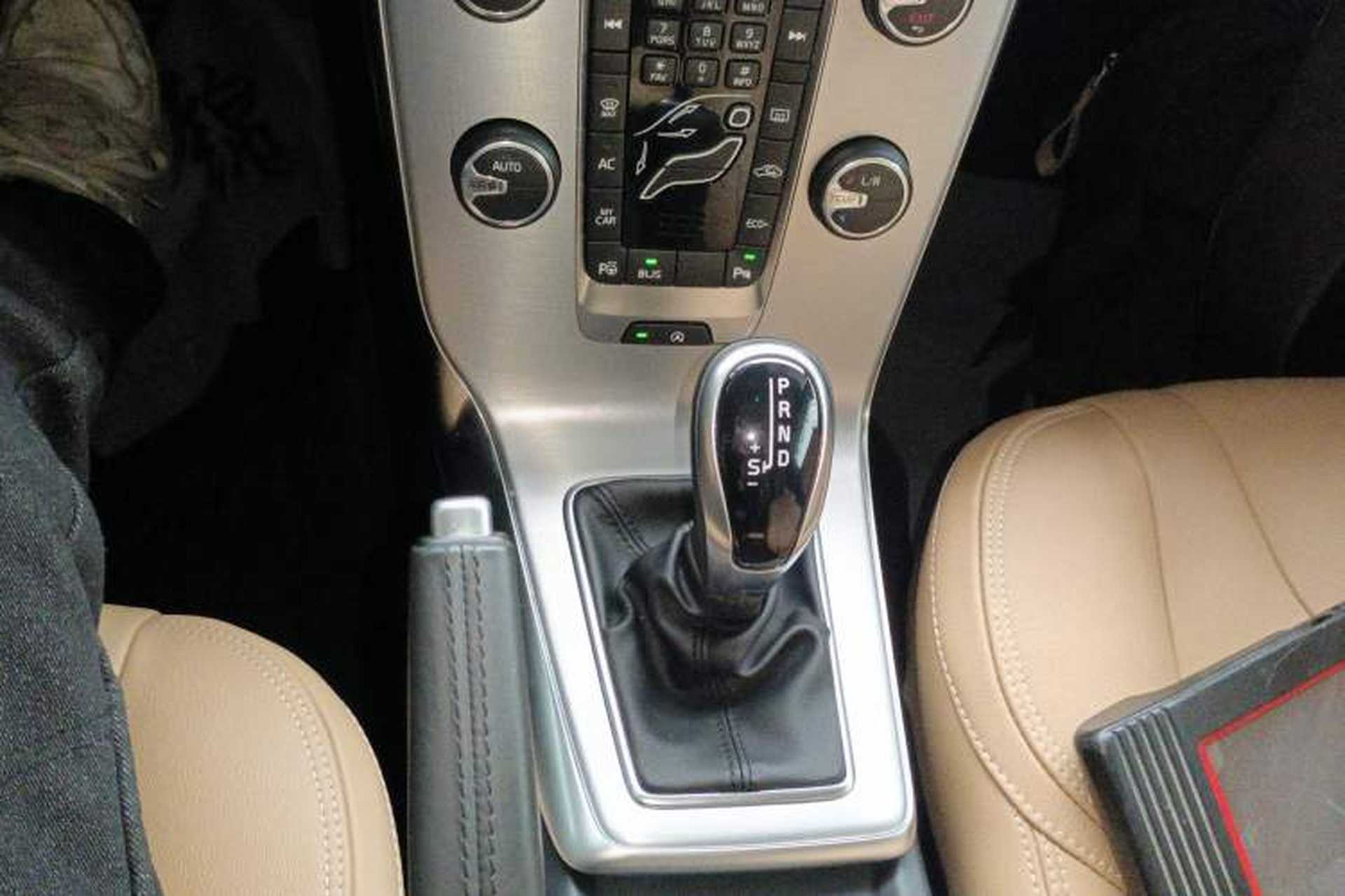 Used Volvo V40 2018 T3 Zhiya Edition Gear Lever