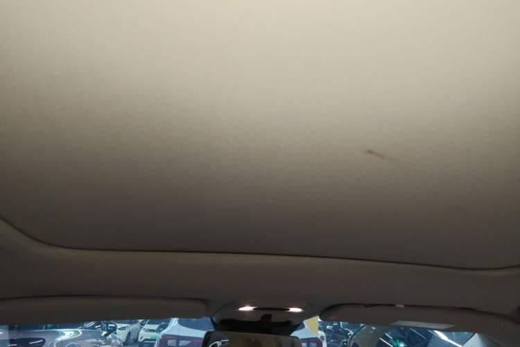 Used Volvo V40 2018 T3 Zhiyi Edition Headliner