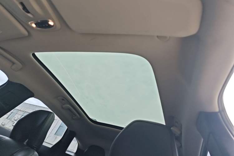 Used Volvo V40 2018 T3 Zhiya Edition Headliner