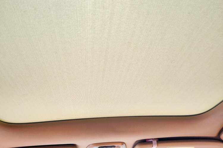 Used Volvo V40 2018 T3 Zhiyi Edition Headliner