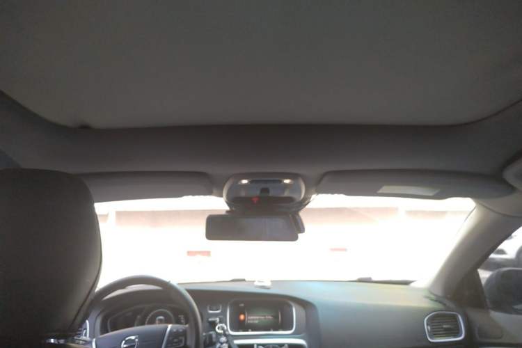 Used Volvo V40 2018 T3 Zhiya Edition Headliner