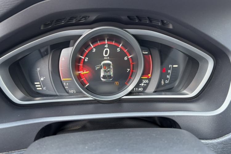 Used Volvo V40 2018 T3 Zhiya Edition Instrument Cluster