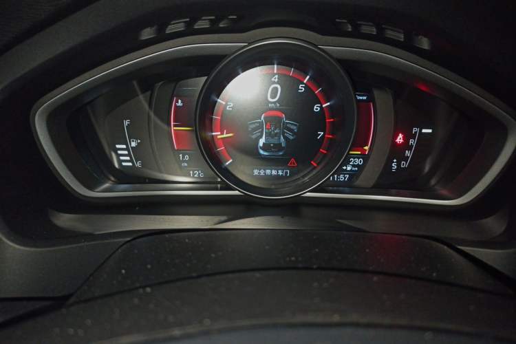 Used Volvo V40 2018 T3 Zhiya Edition Instrument Cluster