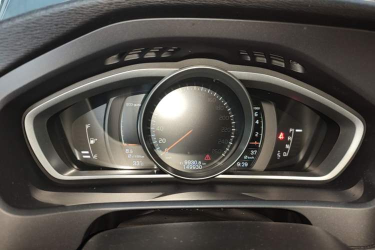 Used Volvo V40 2018 T3 Zhiya Edition Instrument Cluster