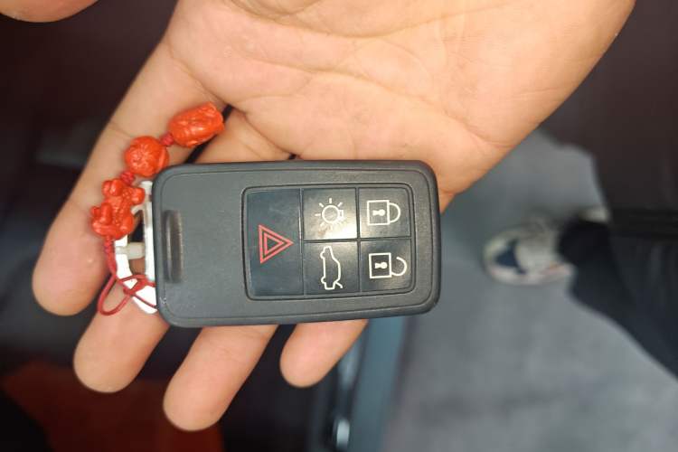 Used Volvo V40 2018 T3 Zhiya Edition Interior 1