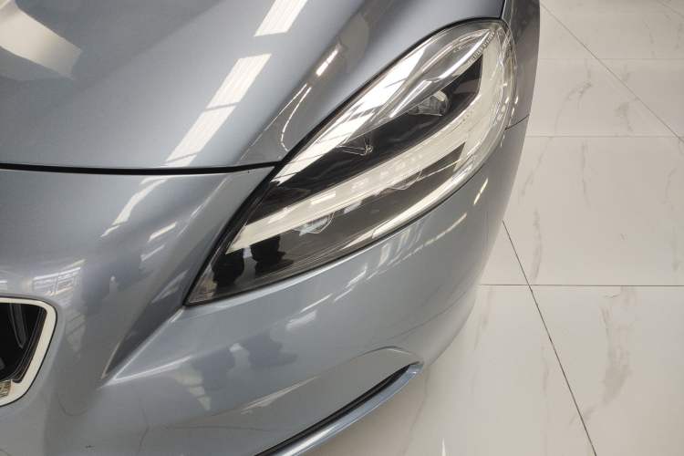 Used Volvo V40 2018 T3 Zhiyi Edition Left Front Headlight