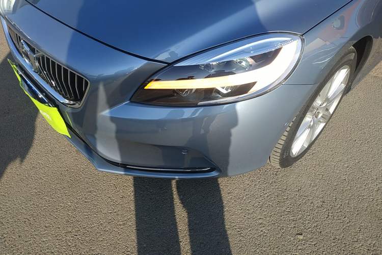 Used Volvo V40 2018 T3 Zhiya Edition Left Front Headlight