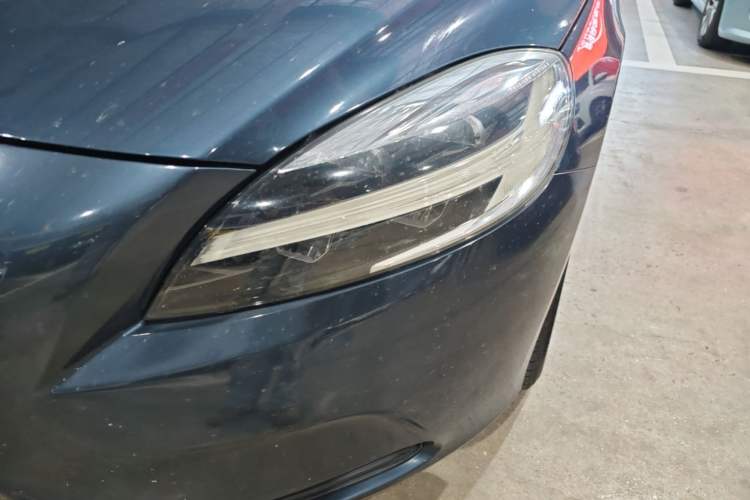 Used Volvo V40 2018 T3 Zhiyi Edition Left Front Headlight