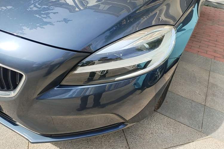 Used Volvo V40 2018 T3 Zhiyi Edition Left Front Headlight
