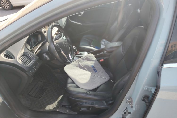 Used Volvo V40 2018 T3 Zhiya Edition Left Front Seat
