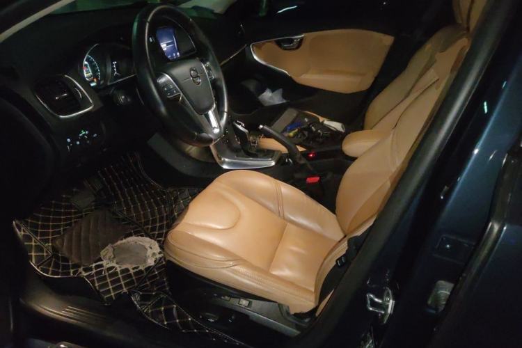 Used Volvo V40 2018 T3 Zhiya Edition Left Front Seat