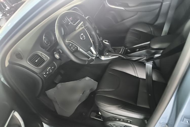 Used Volvo V40 2018 T3 Zhiyi Edition Left Front Seat