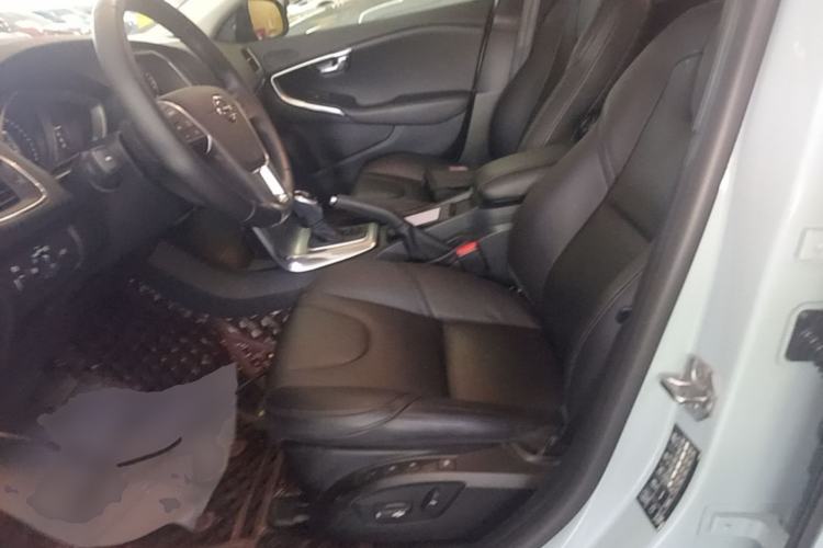 Used Volvo V40 2018 T3 Zhiya Edition Left Front Seat