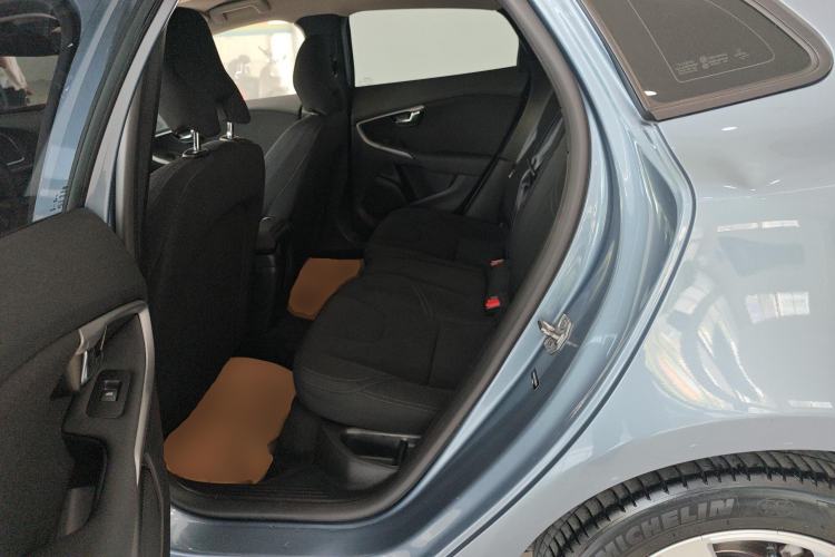 Used Volvo V40 2018 T3 Smart Edition Left Rear Seat