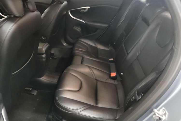Used Volvo V40 2018 T3 Zhiyi Edition Left Rear Seat