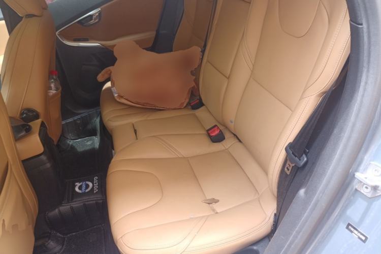 Used Volvo V40 2018 T3 Zhiya Edition Left Rear Seat