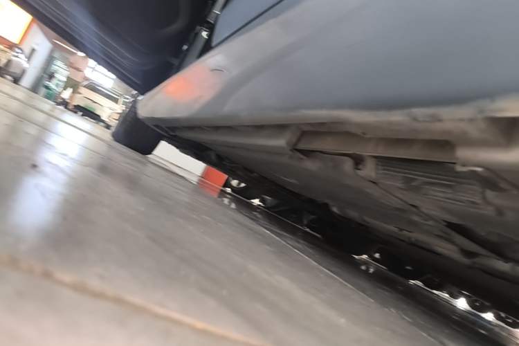 Used Volvo V40 2018 T3 Zhiyi Edition Left Side Sill