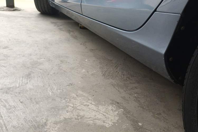 Used Volvo V40 2018 T3 Zhiya Edition Left Side Sill