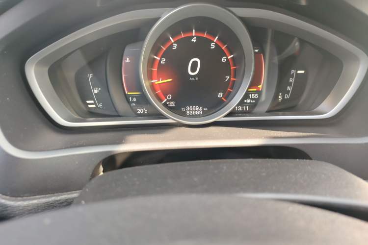Used Volvo V40 2018 T3 Zhiya Edition Odometer Close Up