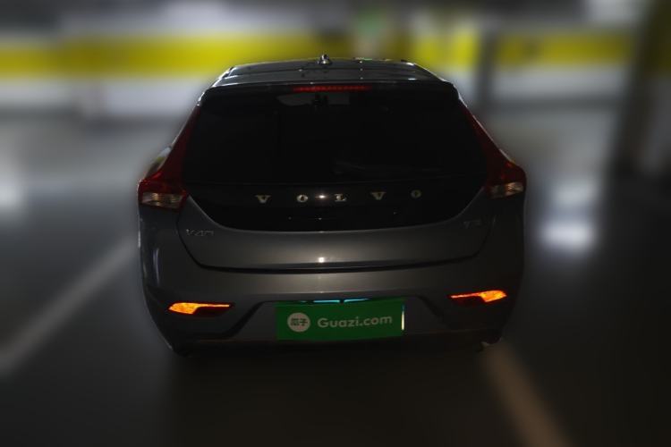Used Volvo V40 2018 T3 Zhiyi Edition Rear