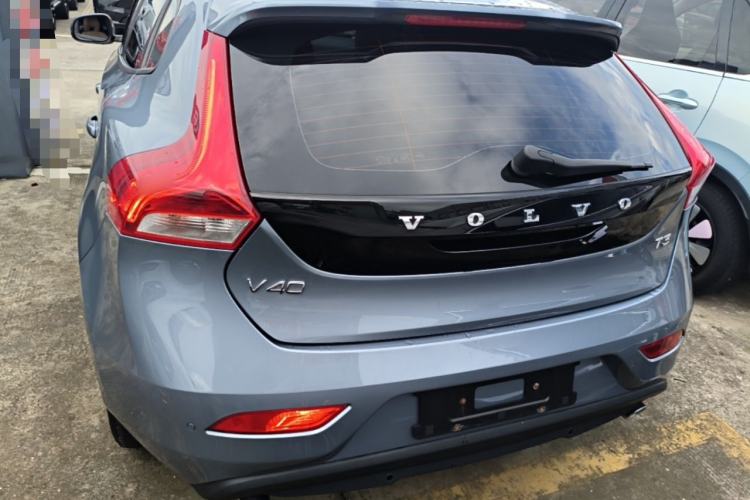 Used Volvo V40 2018 T3 Zhiyi Edition Rear