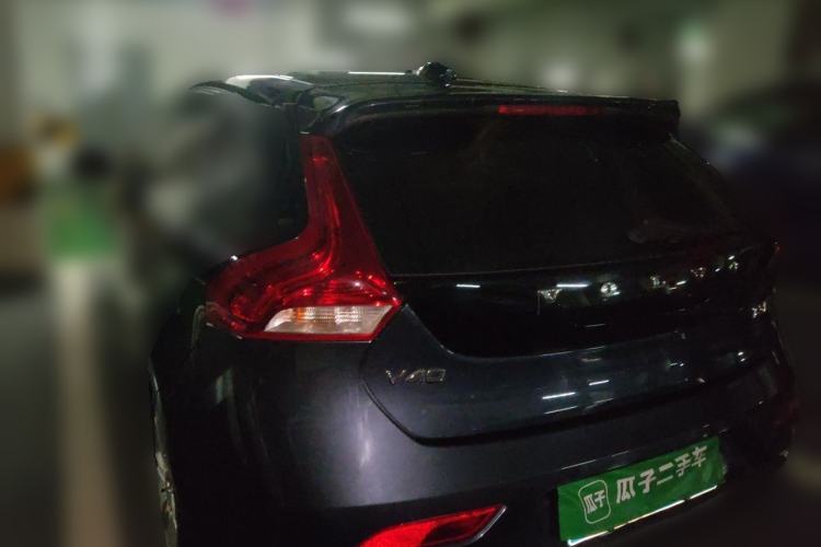 Used Volvo V40 2018 T3 Zhiya Edition Rear Left 45 Deg