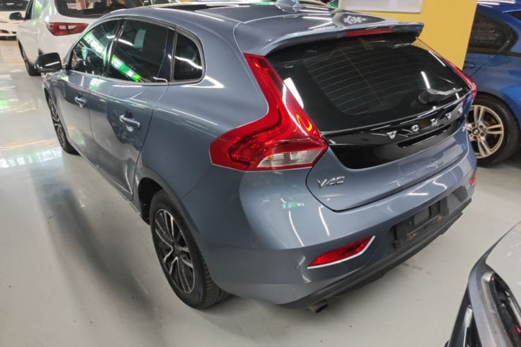 Used Volvo V40 2018 T3 Zhiyi Edition Rear Left 45 Deg