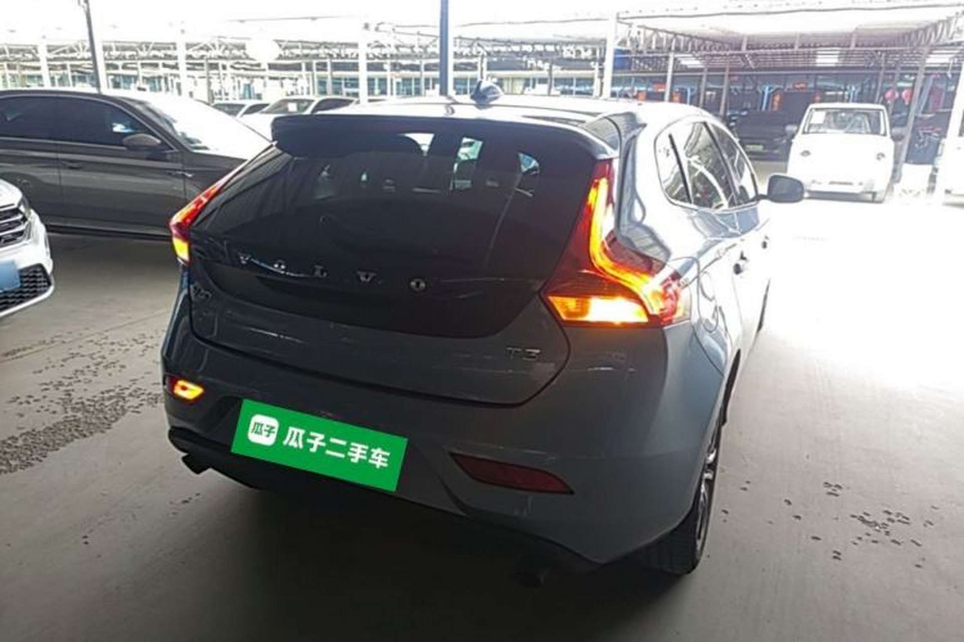 Used Volvo V40 2018 T3 Zhiyi Edition Rear Right 45 Deg