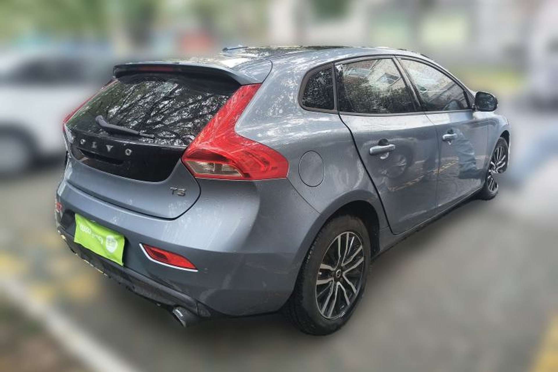 Used Volvo V40 2018 T3 Zhiyi Edition Rear Right 45 Deg