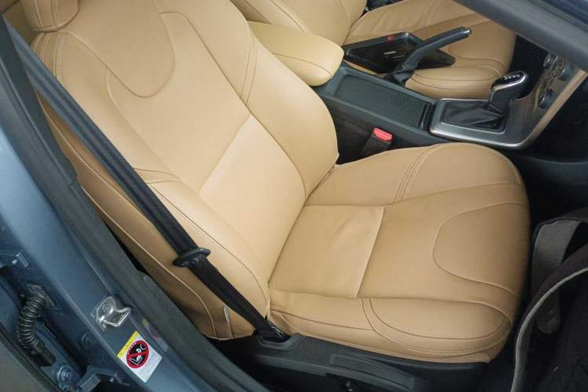 Used Volvo V40 2018 T3 Zhiya Edition Right Front Seat