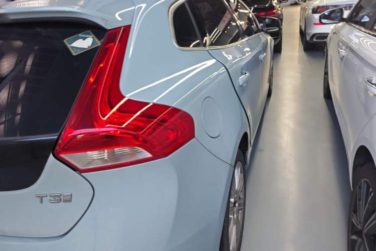 Used Volvo V40 2018 T3 Zhiya Edition Right Rear Taillight