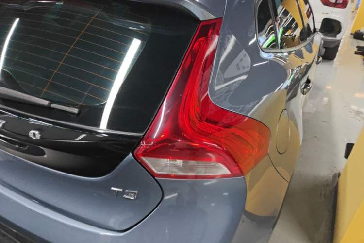 Used Volvo V40 2018 T3 Zhiyi Edition Right Rear Taillight
