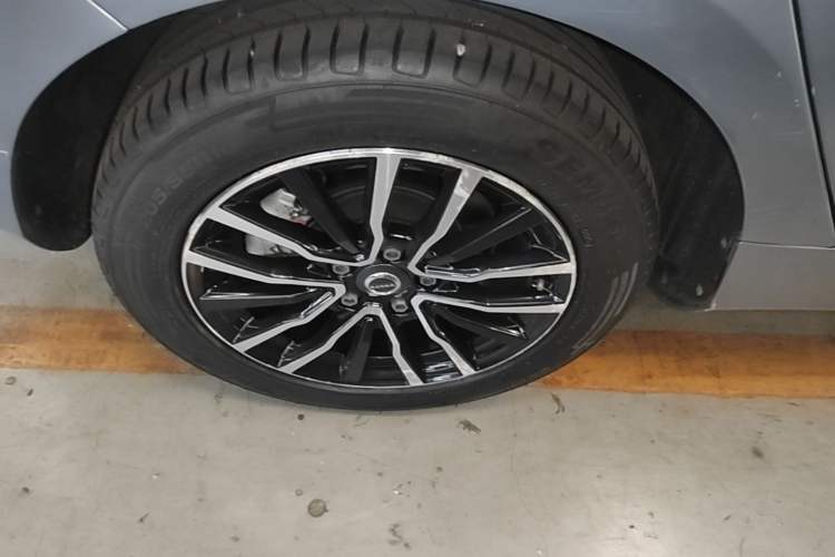 Used Volvo V40 2018 T3 Zhiyi Edition Right Rear Wheel Hub