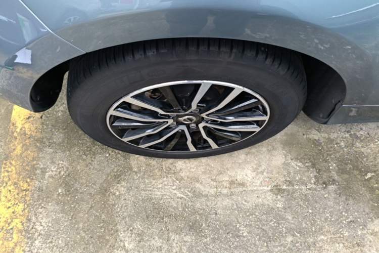 Used Volvo V40 2018 T3 Zhiyi Edition Right Rear Wheel Hub