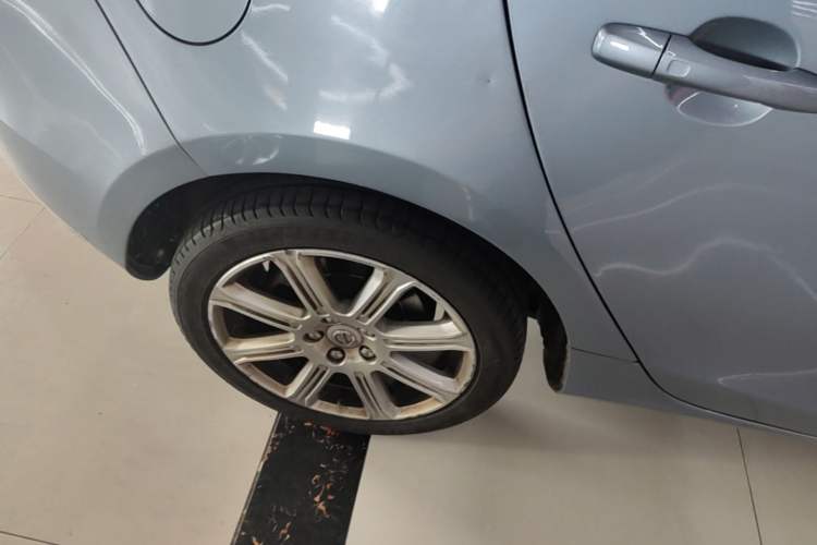 Used Volvo V40 2018 T3 Zhiya Edition Right Rear Wheel Hub