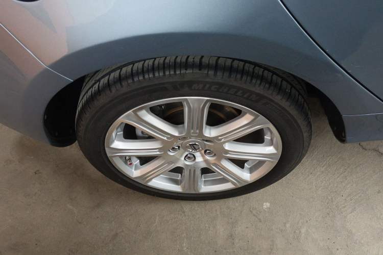Used Volvo V40 2018 T3 Zhiya Edition Right Rear Wheel Hub