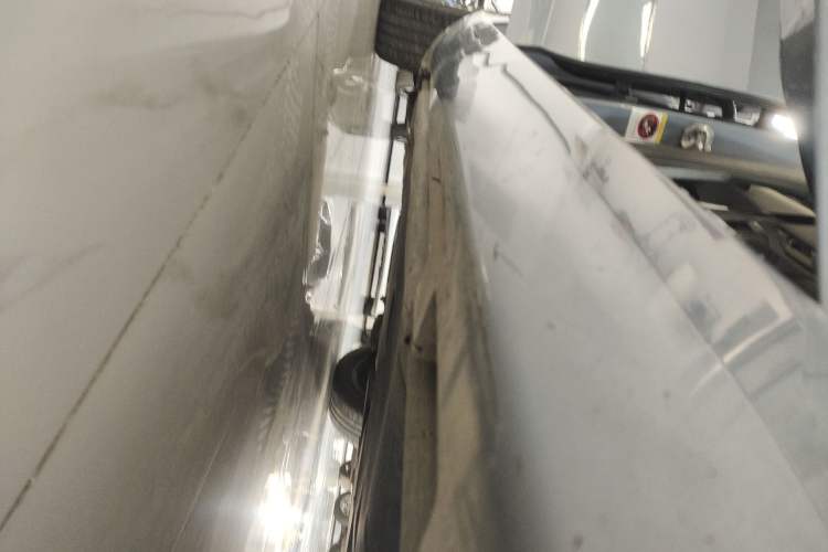 Used Volvo V40 2018 T3 Zhiyi Edition Right Side Sill