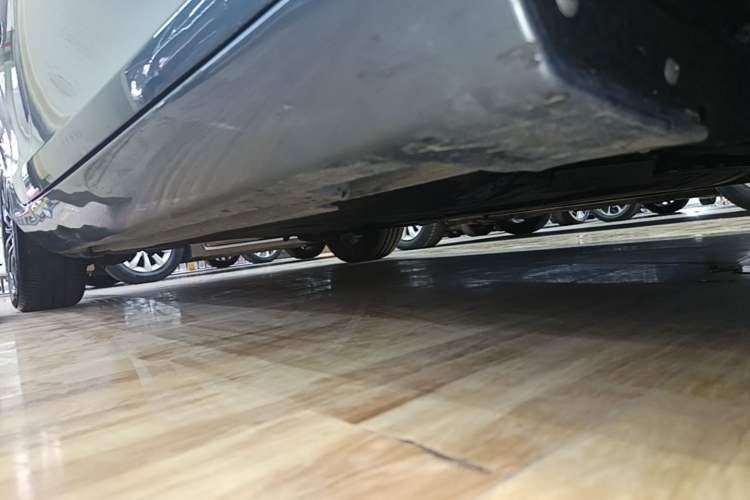 Used Volvo V40 2018 T3 Zhiyi Edition Right Side Sill