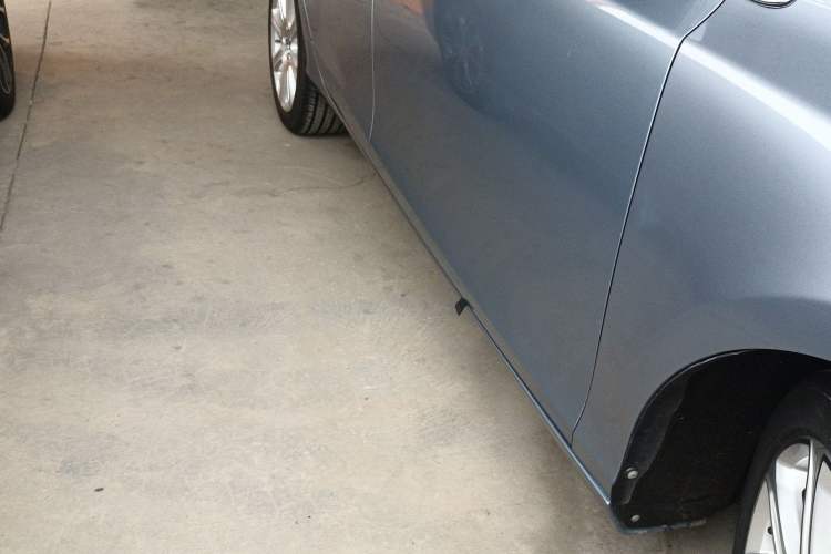 Used Volvo V40 2018 T3 Zhiya Edition Right Side Sill