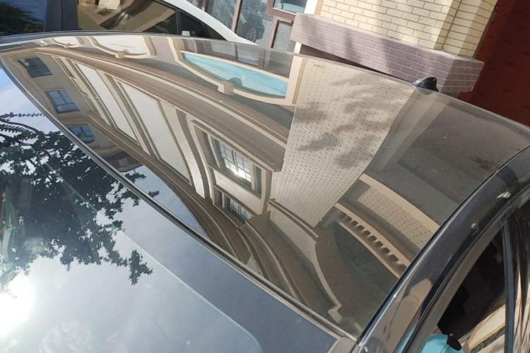 Used Volvo V40 2018 T3 Zhiyi Edition Roof
