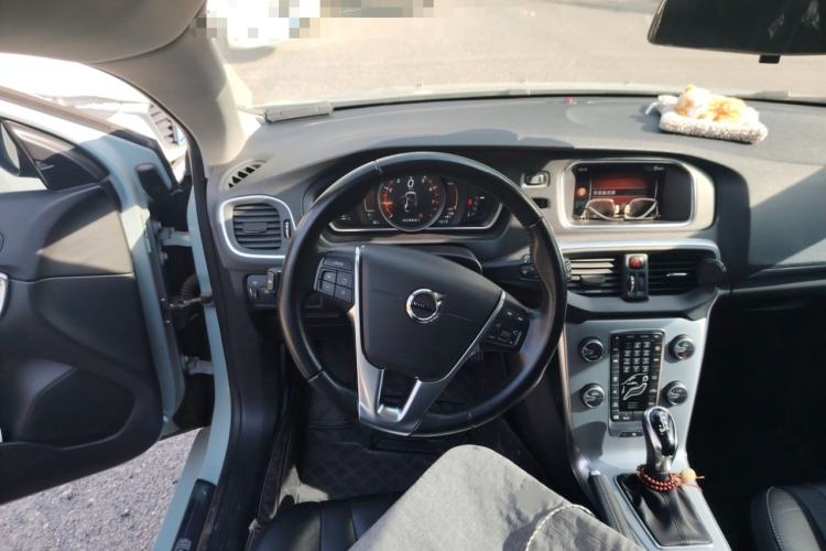 Used Volvo V40 2018 T3 Zhiya Edition Steering Wheel