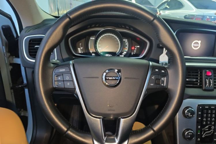Used Volvo V40 2018 T3 Zhiya Edition Steering Wheel