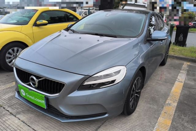 Used Volvo V40 2018 T3 Zhiyi Edition