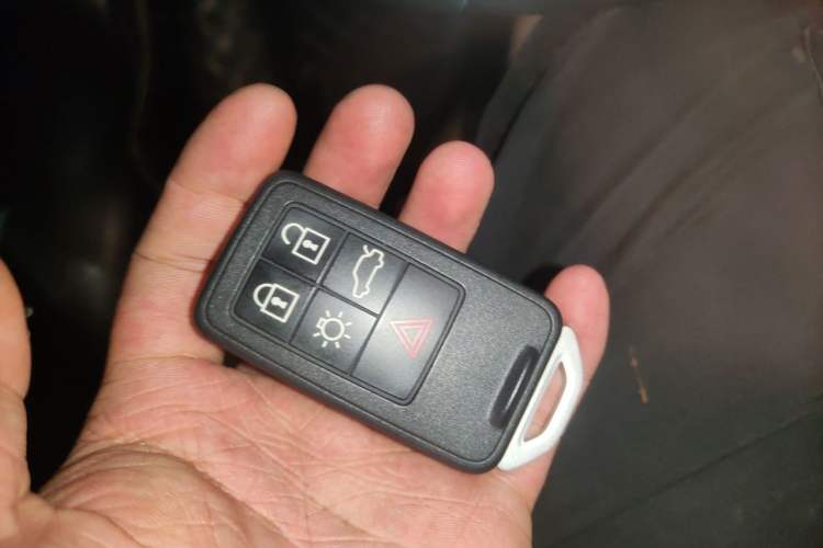 Used Volvo V40 2018 T3 Zhiya Edition Vehicle Key