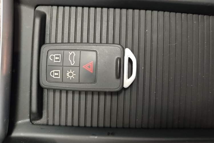 Used Volvo V40 2018 T3 Zhiya Edition Vehicle Key